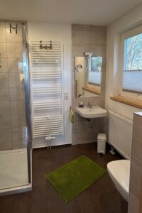 worpswede ferienhaus waldhaus modernes badezimmer dusche