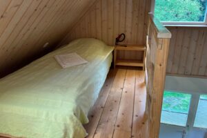 worpswede ferienwohnung lichtgruen schlafboden bett 1